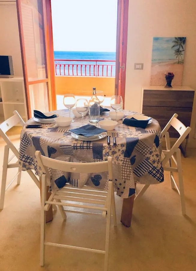 Appartement La Casa Del Sole Sorgente à Letojanni 0*,  Italie